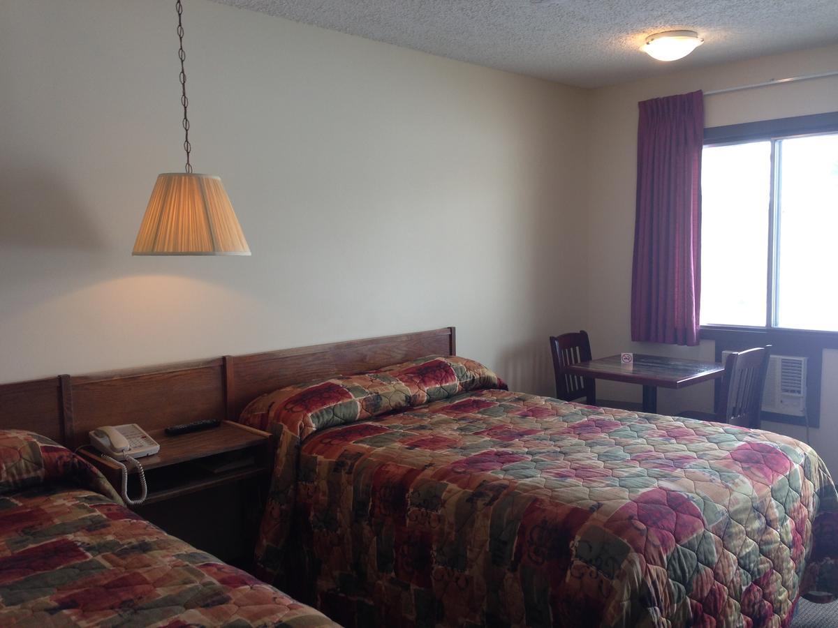 High River Motor Motel Экстерьер фото